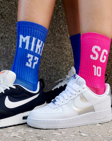 Sockr personalisierte Sportsocke blau und pink